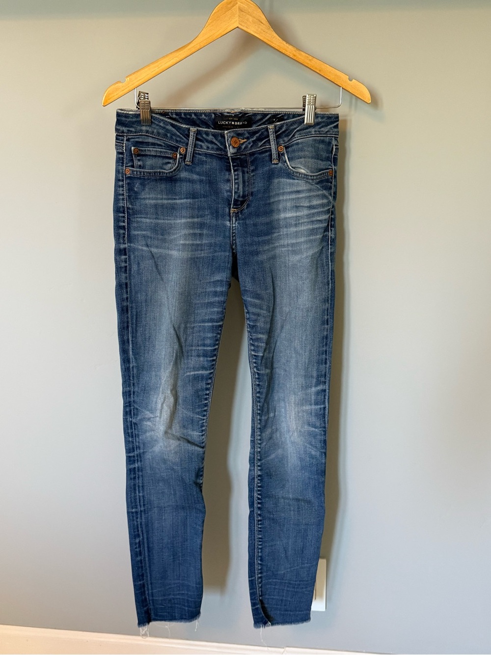 Lucky Women's Dark Blue Skinny Jeans